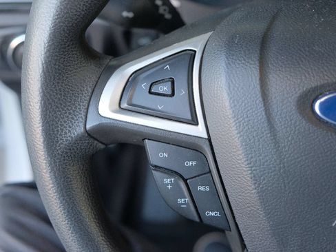 Used 2014 Ford Fusion SE FWD image 17