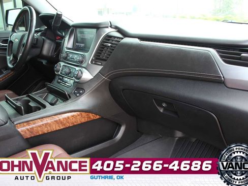 Used 2019 Chevrolet Tahoe Premier w/ Premier Plus Edition AWD/4WD image 16