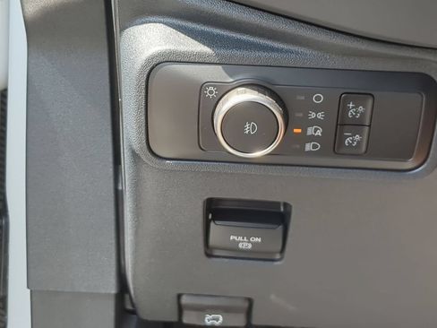 Used 2026 Ford Bronco Badlands AWD/4WD image 18