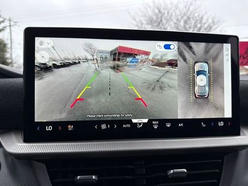 Used 2025 Ford Explorer ST-Line w/ ST-Line Street Pack image 37