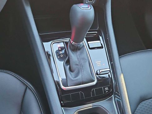 New 2026 Jeep Compass Latitude image 30