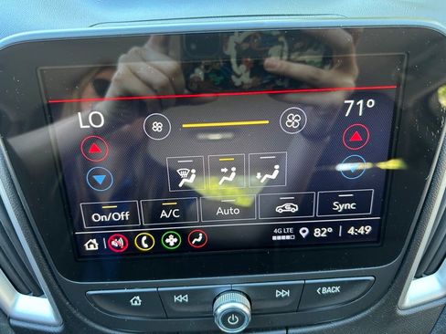 Used 2024 Chevrolet Malibu LT FWD image 25