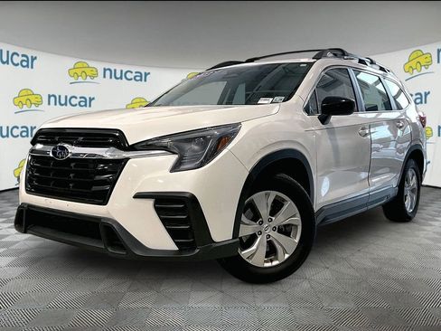 Used 2023 Subaru Ascent 8-Passenger AWD/4WD image 3