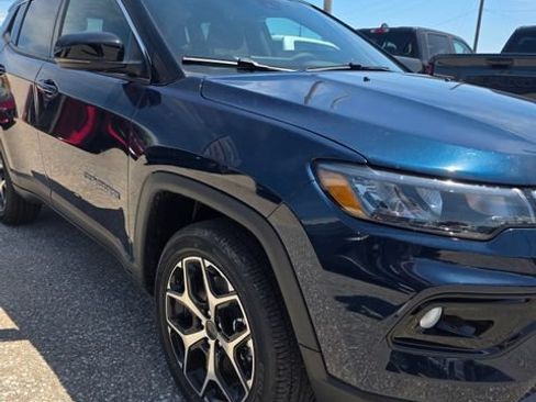 New 2026 Jeep Compass Limited AWD/4WD image 4