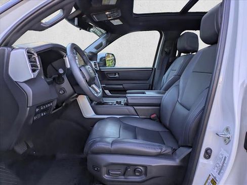 Used 2024 Toyota Tundra Platinum image 16