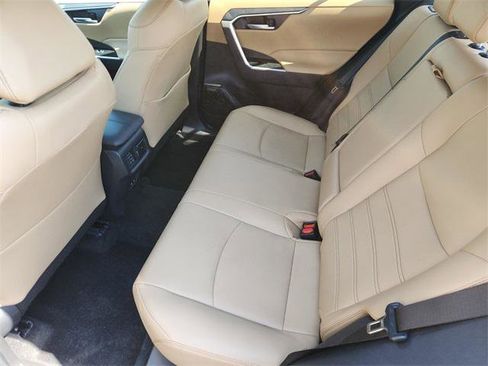 Certified 2025 Toyota RAV4 XLE Premium image 21