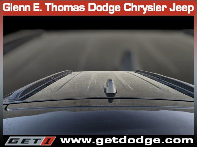 Used 2023 Jeep Grand Cherokee Altitude AWD/4WD image 11