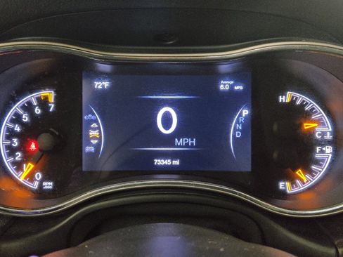 Used 2016 Jeep Grand Cherokee Limited RWD image 23