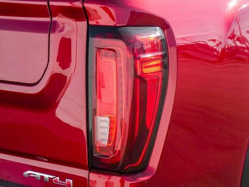 Used 2022 GMC Sierra 2500 AT4 image 10