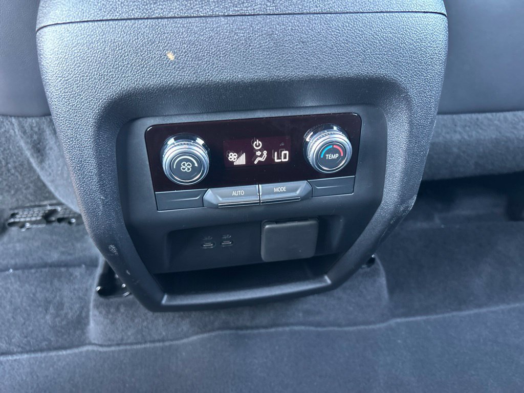 Used 2024 GMC Acadia Elevation FWD image 39