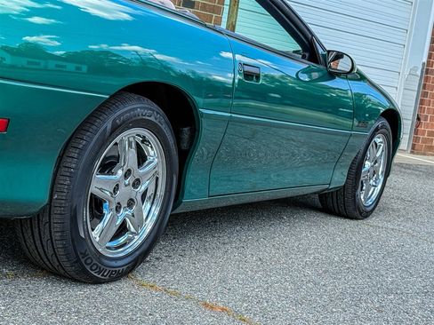 Used 1997 Chevrolet Camaro Z28 w/ Preferred Equipment Group 2 image 38