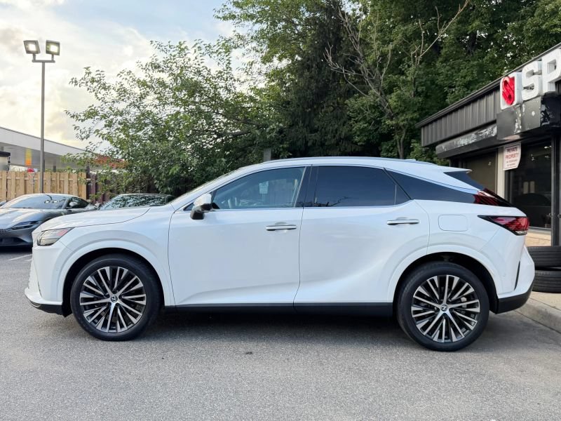 Used 2023 Lexus RX 350 Premium Plus w/ Accessory Package AWD/4WD image 9