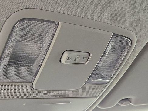Certified 2025 Kia Soul LX w/ LX Technology Package FWD image 25