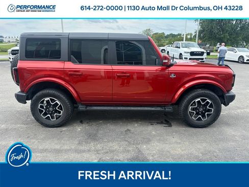 Used 2023 Ford Bronco Outer Banks AWD/4WD image 3