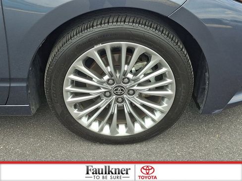 Certified 2021 Toyota Avalon Limited w/ Advanced Safety Package FWD image 8