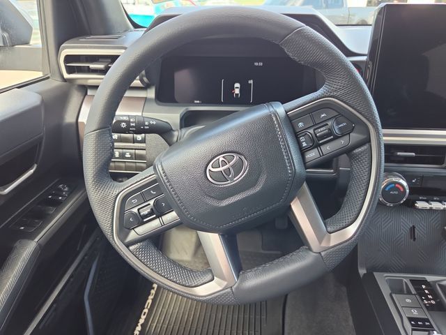 Used 2026 Toyota Tacoma TRD Off-Road AWD/4WD image 14
