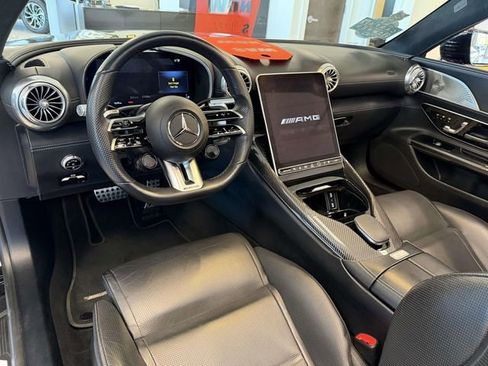 Used 2022 Mercedes-Benz SL 55 AMG 4MATIC image 13