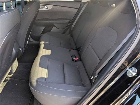 Used 2020 Kia Forte LXS FWD image 17