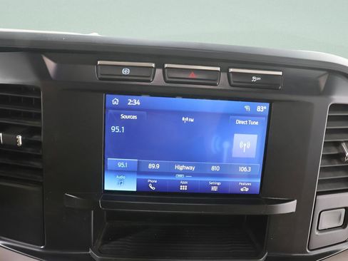 Used 2024 Ford F350 XLT AWD/4WD image 11