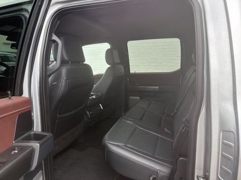 Used 2022 Ford F150 Lariat AWD/4WD image 9