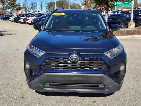 Used 2020 Toyota RAV4 XLE image 11