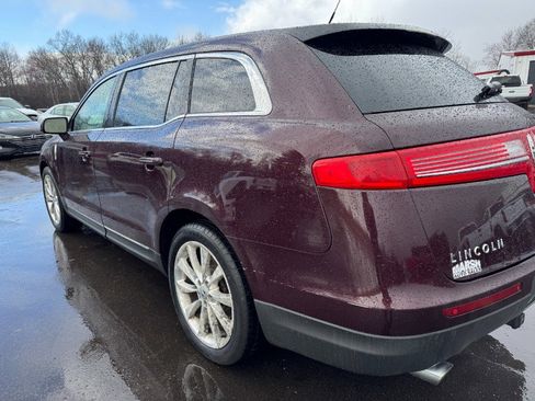 Used 2011 Lincoln MKT AWD w/ Elite Pkg image 10