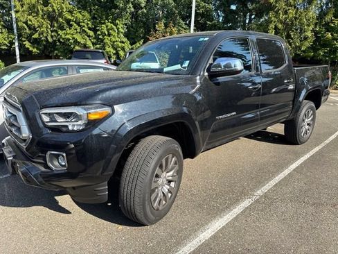 Used 2021 Toyota Tacoma Limited RWD image 2