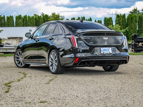 Used 2020 Cadillac CT4 V w/ Climate Package AWD/4WD image 8