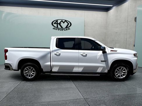 Used 2020 Chevrolet Silverado 1500 LT w/ Texas Edition AWD/4WD image 2