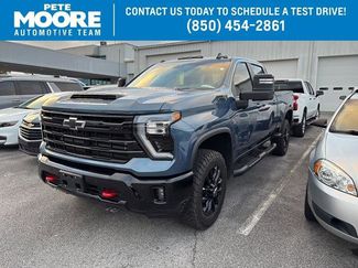 Used 2025 Chevrolet Silverado 2500 LT w/ Trail Boss Package video 1