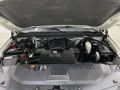 Used 2015 Chevrolet Tahoe LTZ AWD/4WD image 28