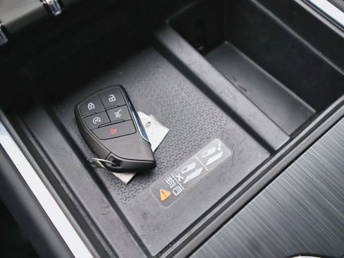 New 2025 GMC Acadia Elevation w/ Elevation Premium Package image 27