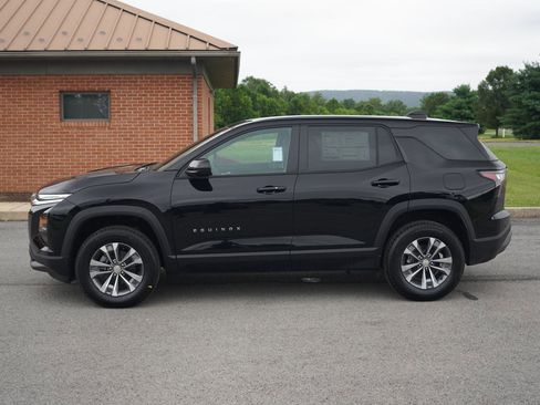 New 2026 Chevrolet Equinox LT w/ Convenience Package II image 7