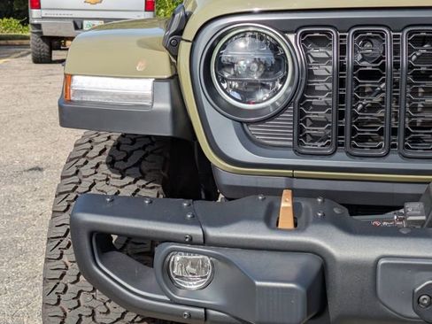 New 2025 Jeep Wrangler Unlimited Rubicon 392 image 10