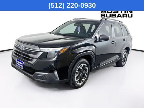 Used 2026 Subaru Forester Premium AWD/4WD image 4