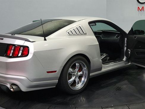 Used 2010 Ford Mustang GT Premium RWD image 21