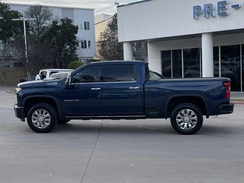 Used 2023 Chevrolet Silverado 2500 High Country image 3