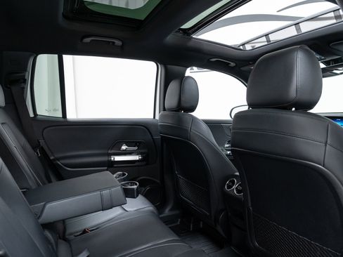 Certified 2021 Mercedes-Benz GLB 250 250 4MATIC image 23