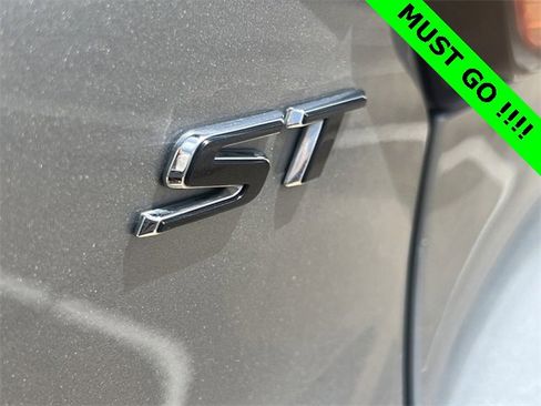 Used 2023 Buick Encore GX Select w/ Sport Touring Package image 13
