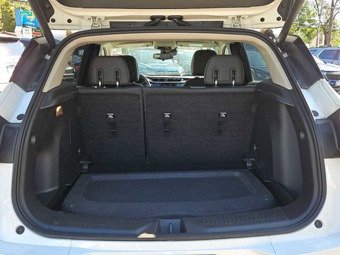 Certified 2022 Buick Encore GX Select w/ Sport Touring Package image 28