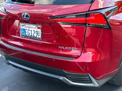 Used 2019 Lexus NX 300h AWD w/ Premium Package image 15