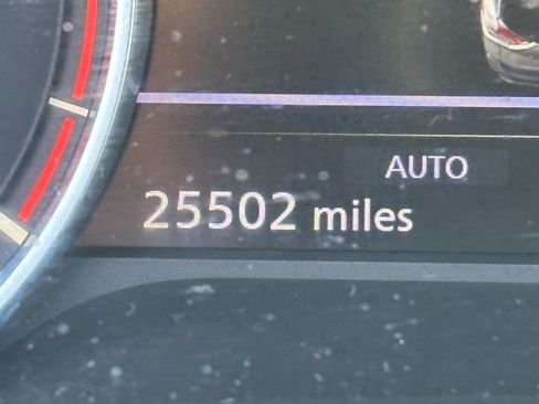 Used 2023 Nissan Rogue SV image 24