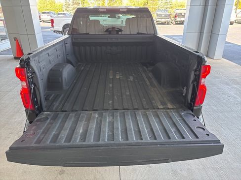 Used 2022 Chevrolet Silverado 1500 RST image 6