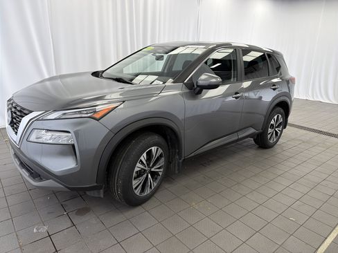 Used 2023 Nissan Rogue SV FWD image 1