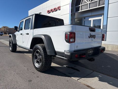 Used 2023 Jeep Gladiator Rubicon w/ Cold Weather Group image 4