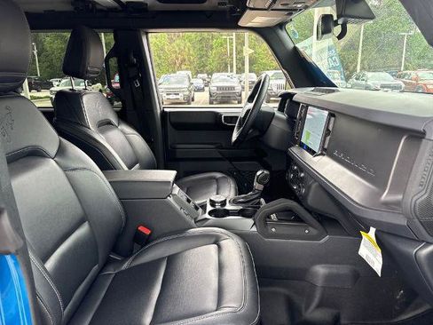 Certified 2025 Ford Bronco Badlands AWD/4WD image 28