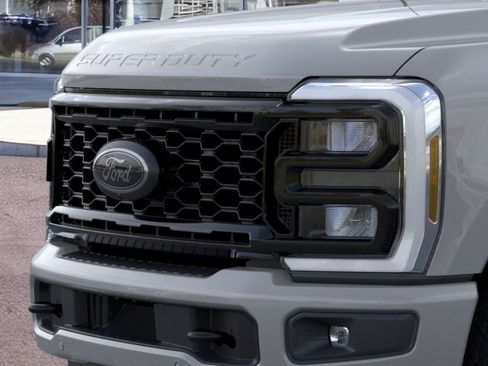 New 2026 Ford F250 Lariat w/ Black Appearance Package AWD/4WD image 18