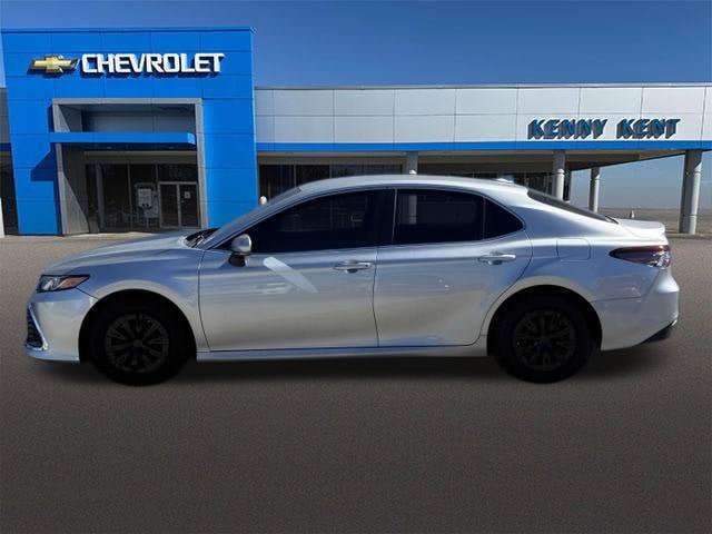 Used 2024 Toyota Camry LE FWD image 30