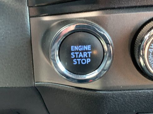 Used 2023 Toyota Tacoma TRD Off-Road image 26