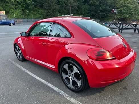 Used 2012 Volkswagen Beetle 2.5 FWD image 7